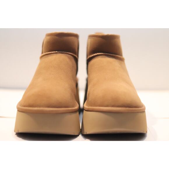 UGG Classic Ultra Mini New Heights Sz 8 - Picture 2 of 4
